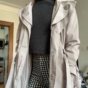 London Fog Cream Trench Coat with Classic Design